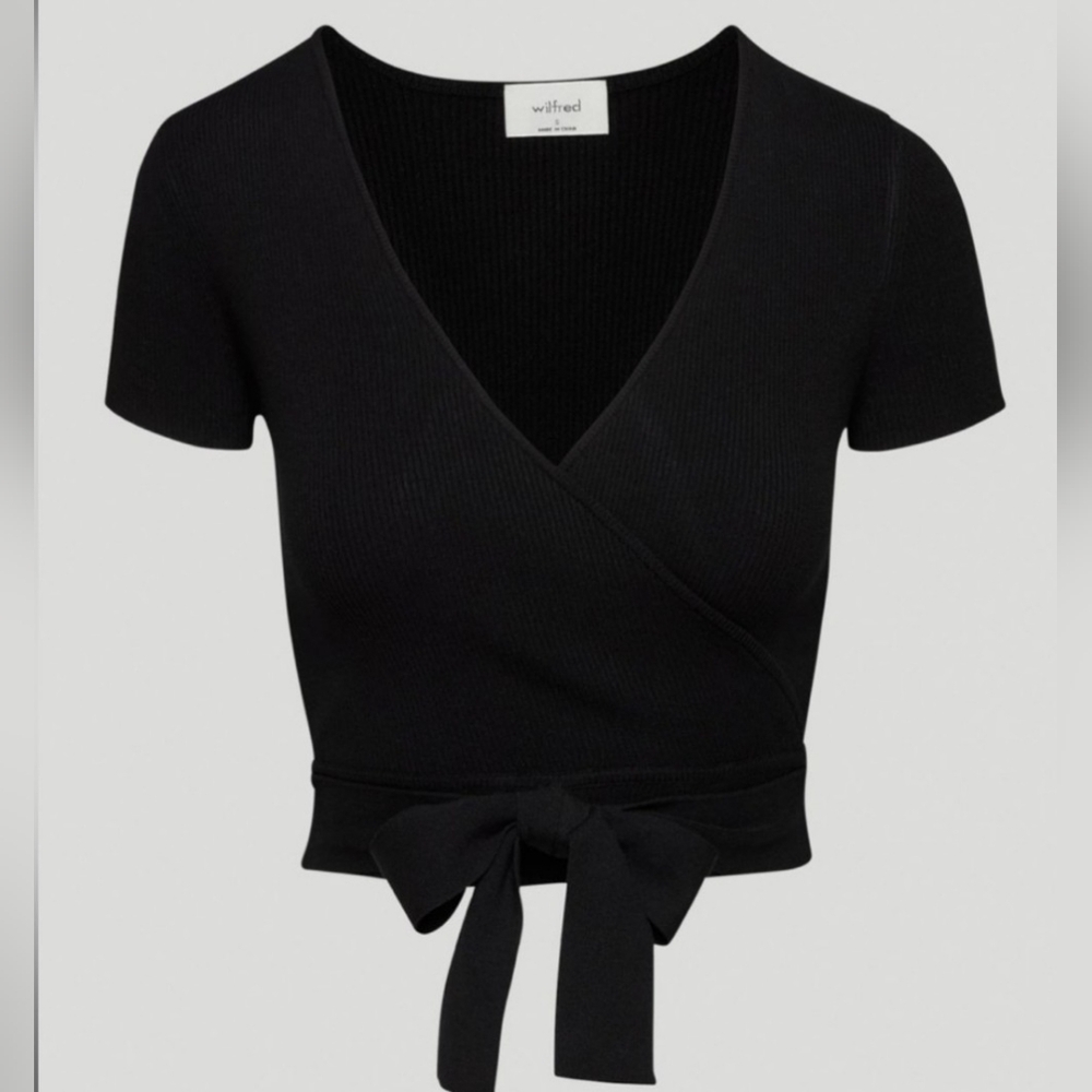 Aritzia Wilfred All Tied UP Sweater